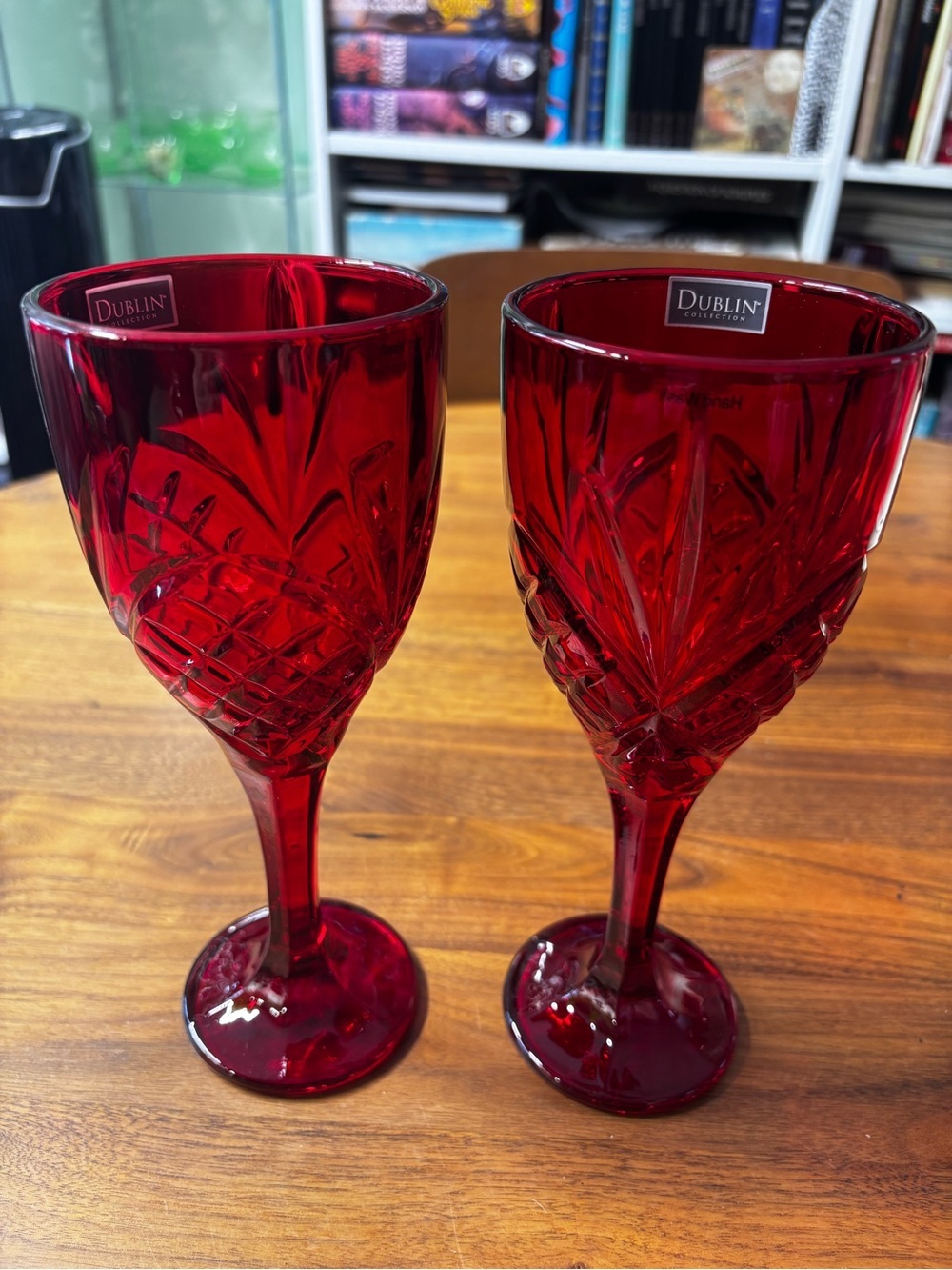 Godinger Dublin red crystal diamond cut 10 oz stemmed goblets; set of 2 - Picture 3 of 10